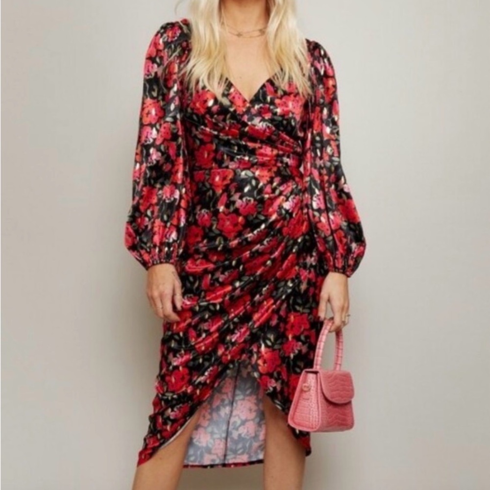 Little Mistress Lucia US 8 Long Sleeve Floral Satin Dress Pink Gold